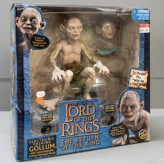 Marvel 2003 Lord of the Rings Return of the King electronic talking Gollum figure with interchangeable heads, battery
