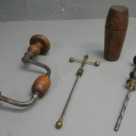 2x vintage hand-drills, 1x Archimedean hand drill, wooden lidded canister. Archimedean L-290