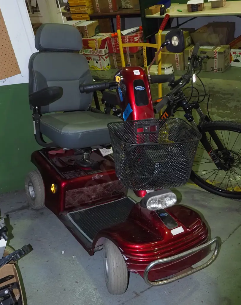Invacare mobility scooter - batteries untested, condition unknown Image 1++