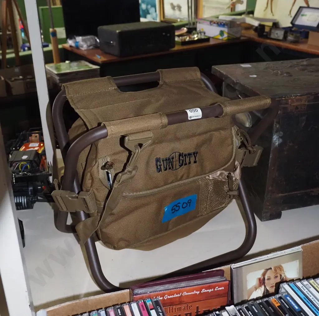 Gun City tackle bag and combination seat Image 1++