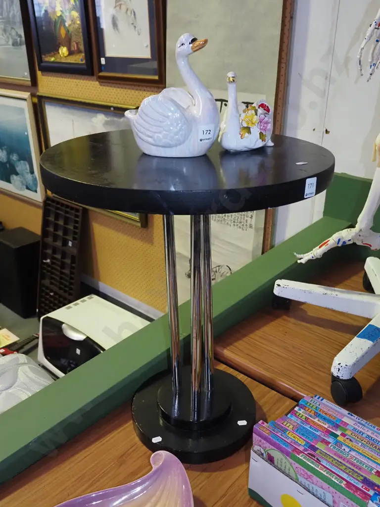 deco style wood and chrome end table - a little wobbly H-550 Image 1++