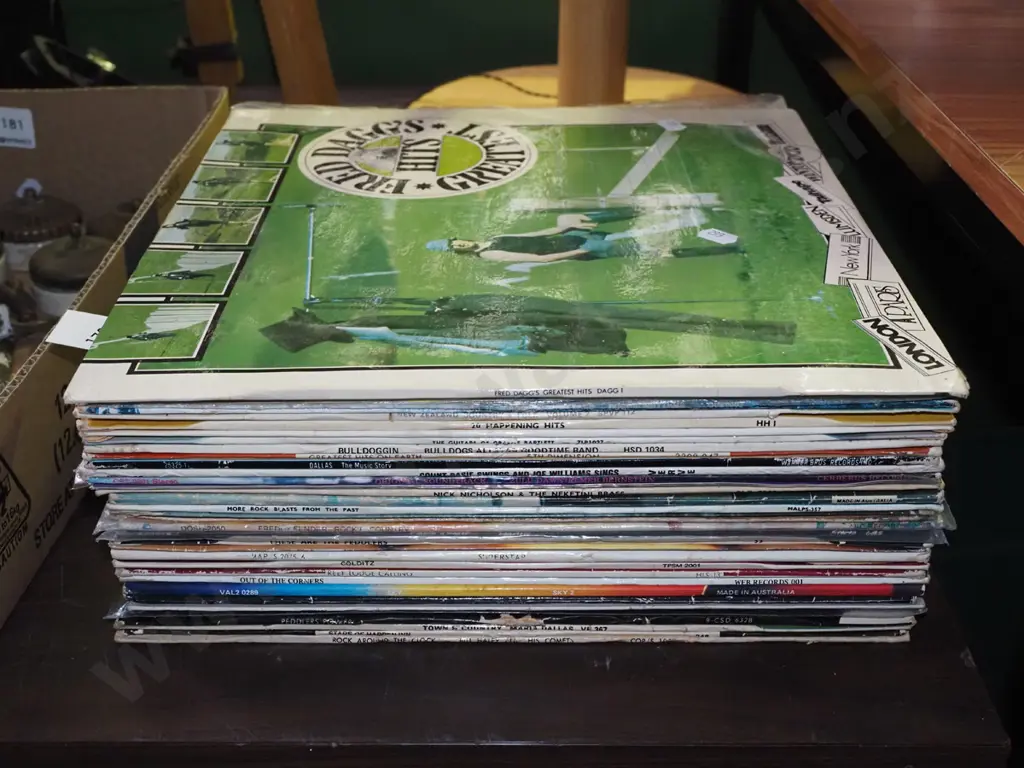 LP; Fred Dagg, Brendon Duggan etc Image 1++
