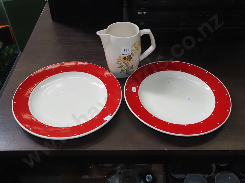 Crown Lynn Autumn Splendor jug, 2x Wade polka dot plates Image 1++