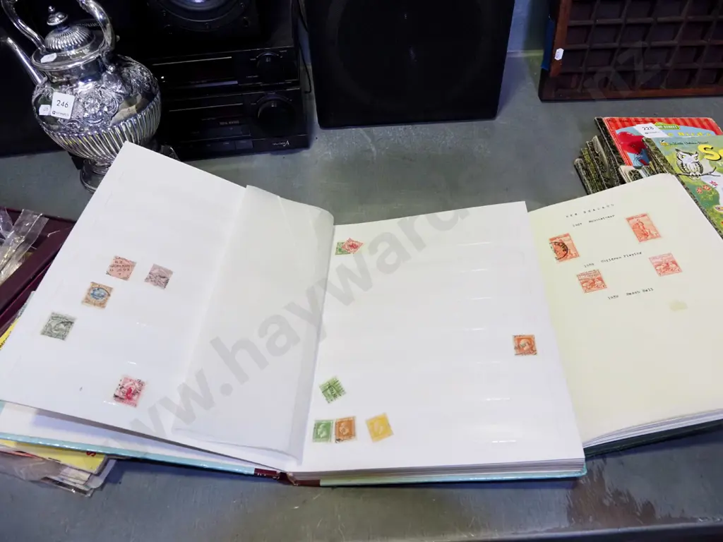 2x stamp albums Image 1++