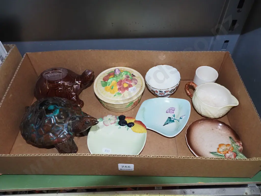 ceramic turtles, dishes, jug etc Image 1++