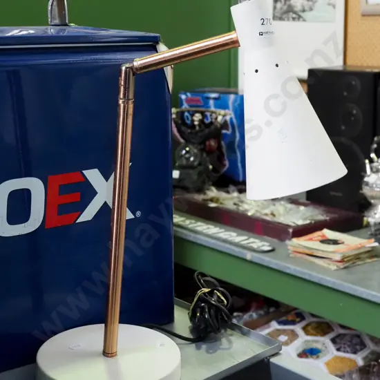 desk lamp