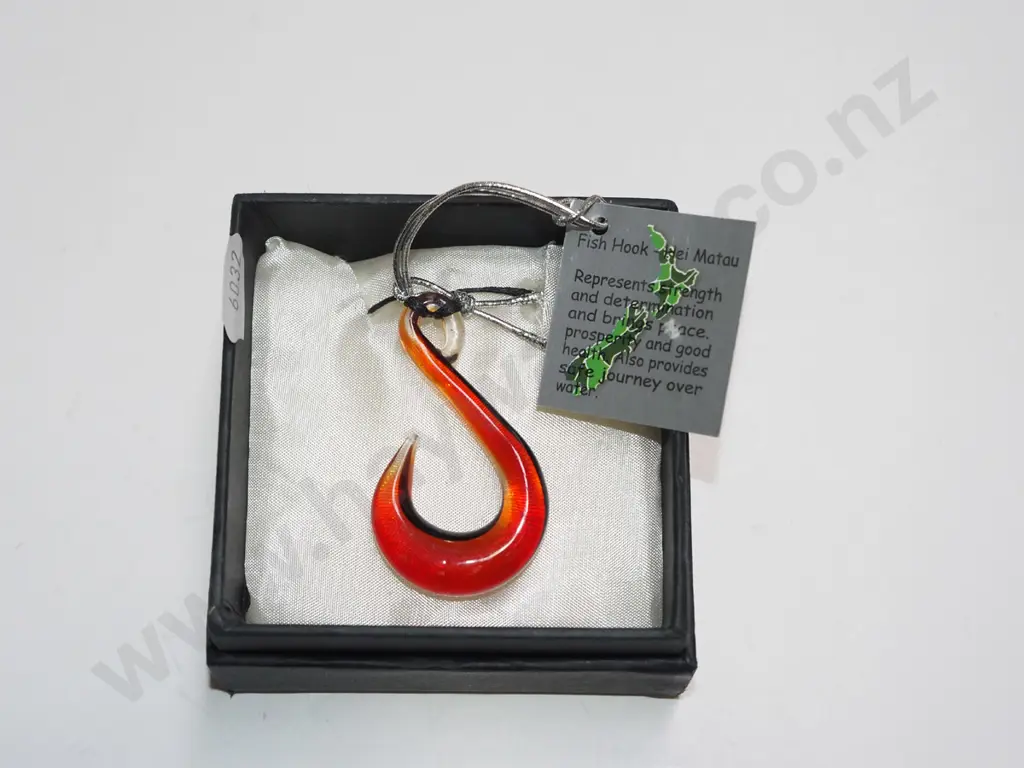 glass fish hook pendant Image 1++