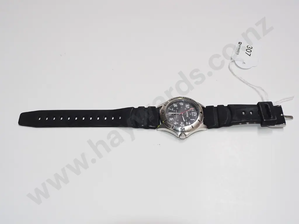Lorus wristwatch Image 1++
