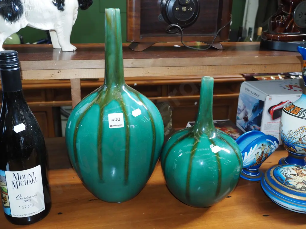 2x green glazed vases Tallest H-370 Image 1++