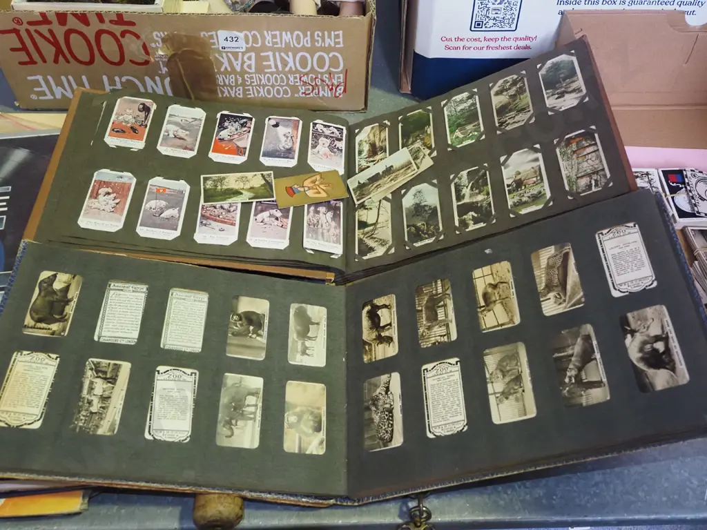 cigarette collector cards and 2 albums with partial contents Image 1++