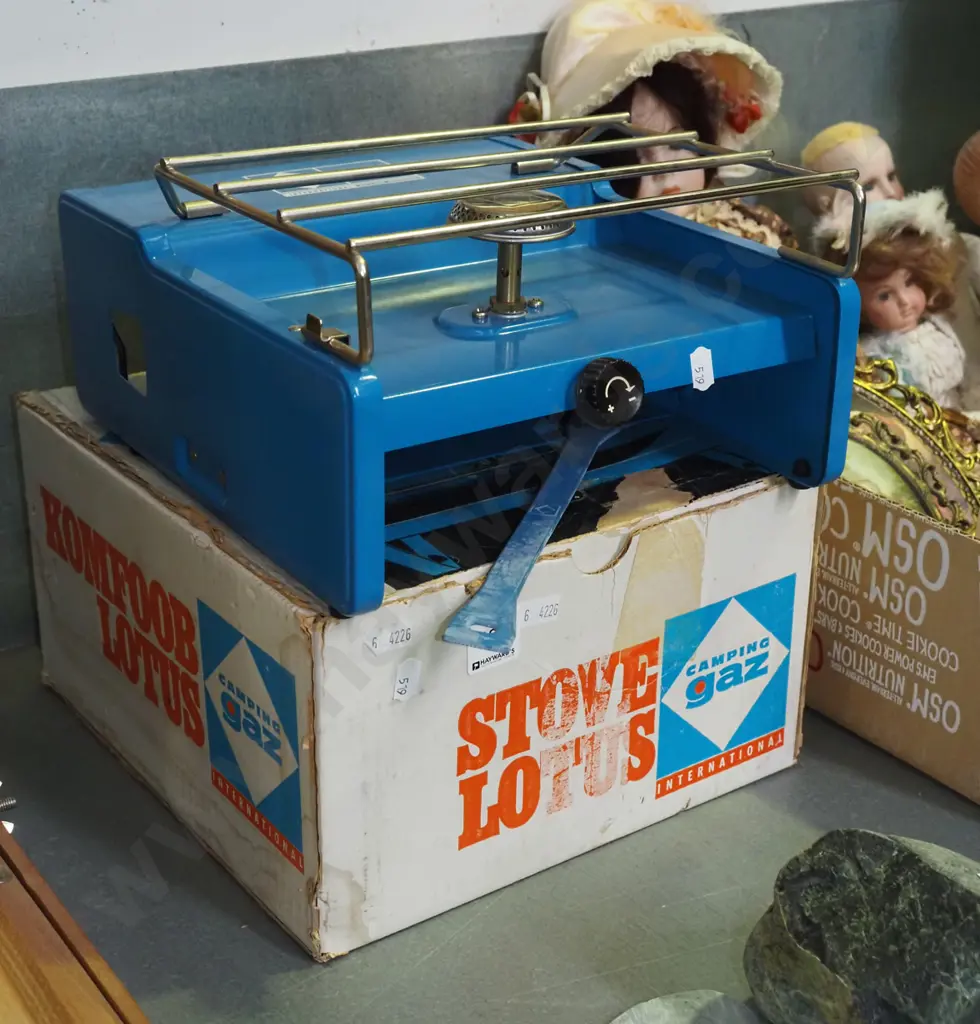 as new camping Gaz gas stove Image 1++