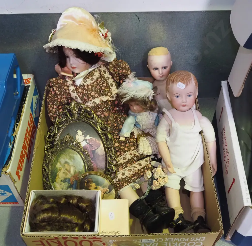 box; ornate framed prints on silk, dolls, wigs Image 1++
