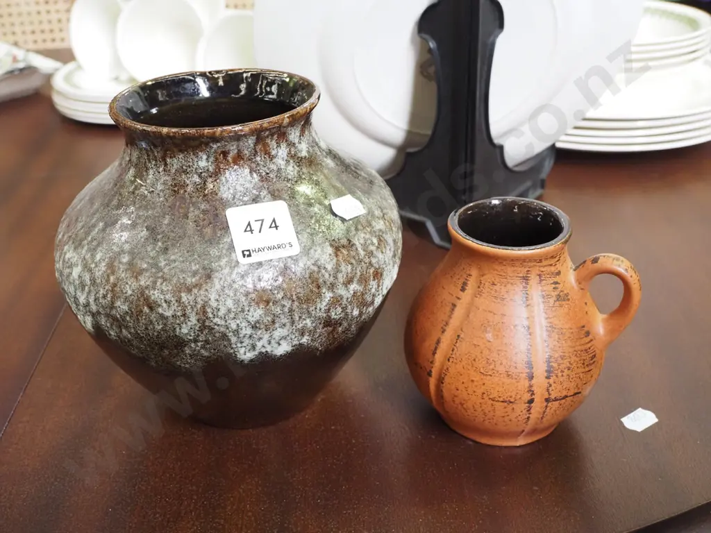 2x pottery pottery vases Image 1++