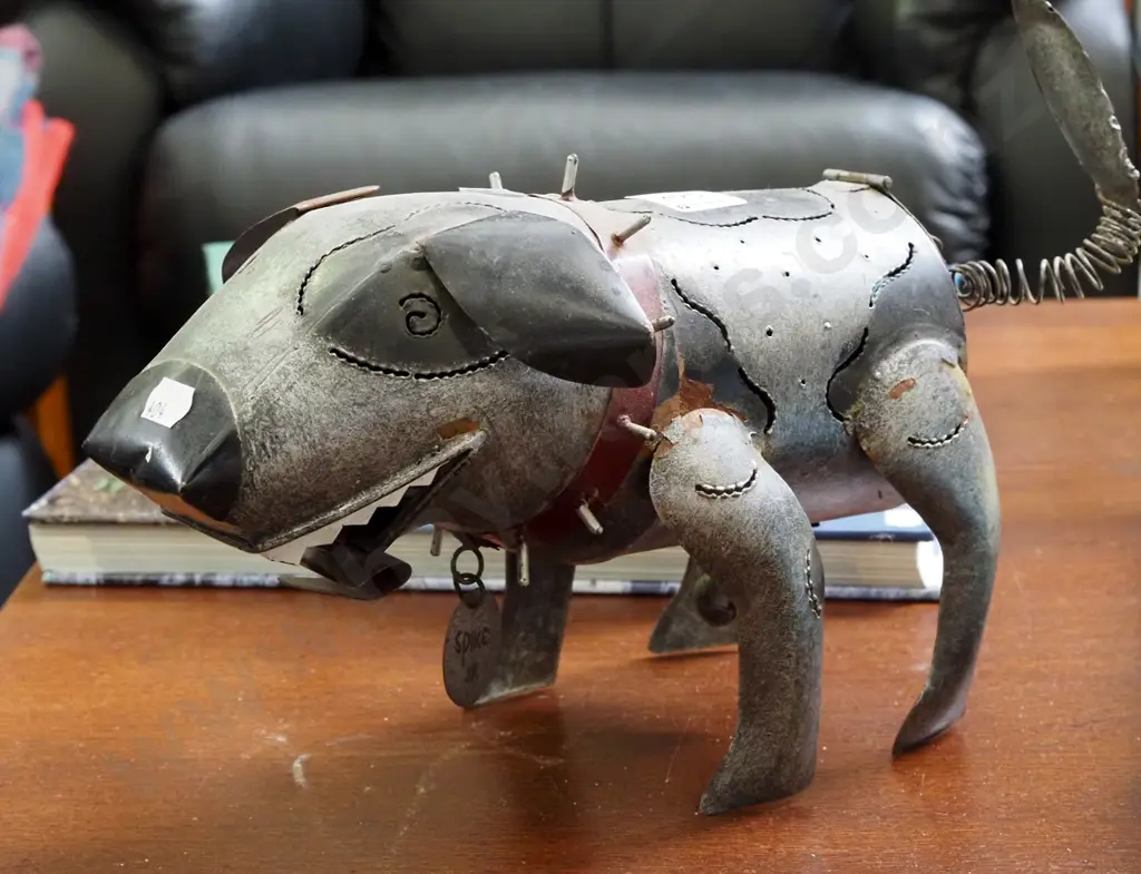 metal figurine Image 1++
