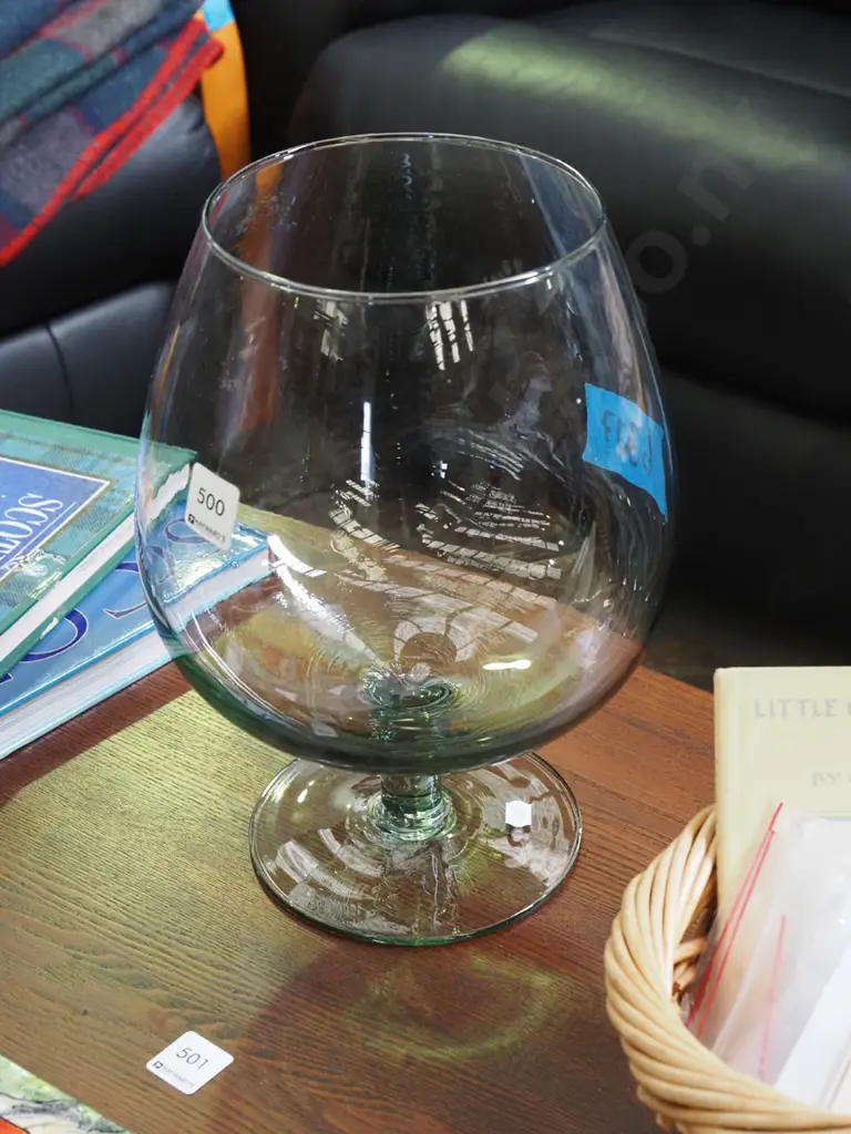 very large stemmed glass/vase H-300 Image 1++