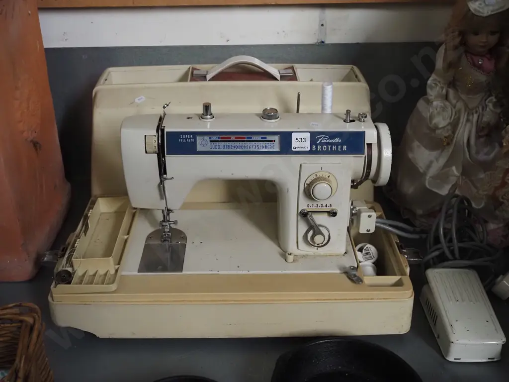 Brother sewing machine Image 1++