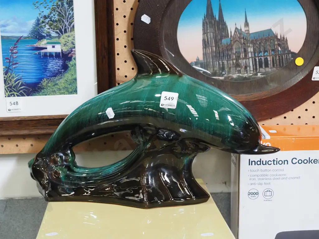 Blue Mountain  dolphin figurine H-250 Image 1++