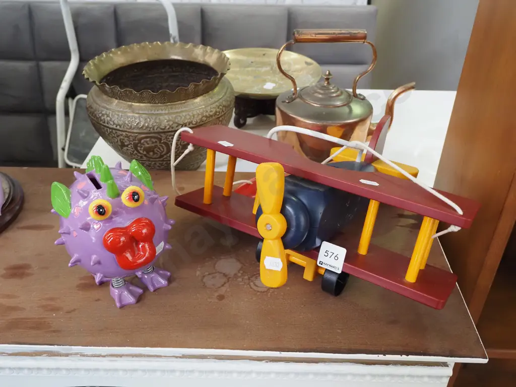 pendant plane light shade, monster money box Image 1++