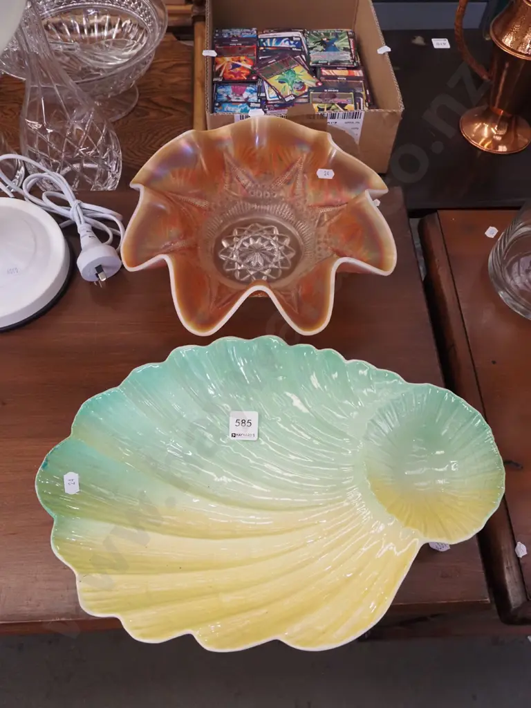 Royal Winton serving dish, carnival glass bowl Image 1++