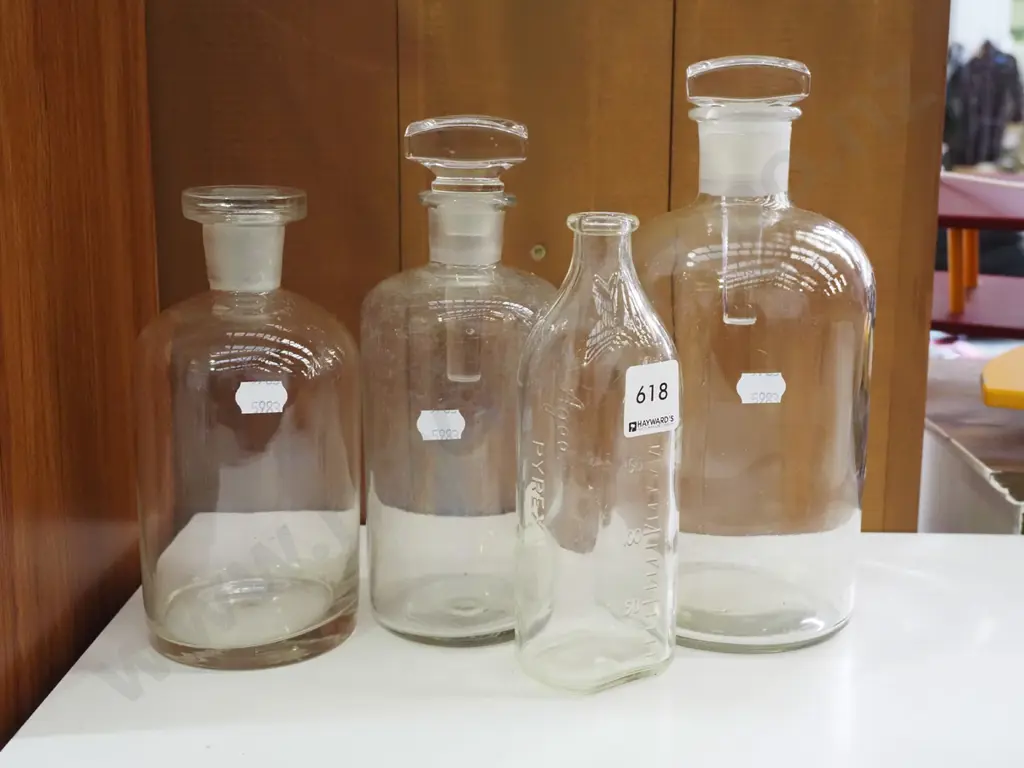 3x apothecary bottles, baby bottle Image 1++