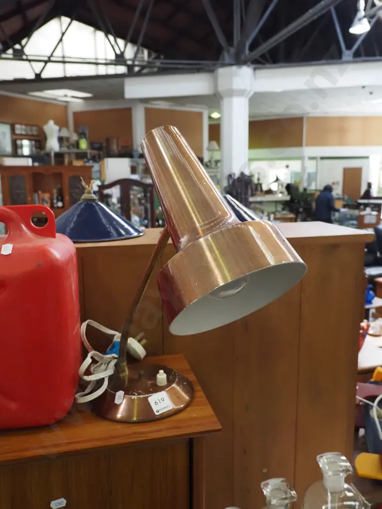 adjustable desk lamp Image 1++
