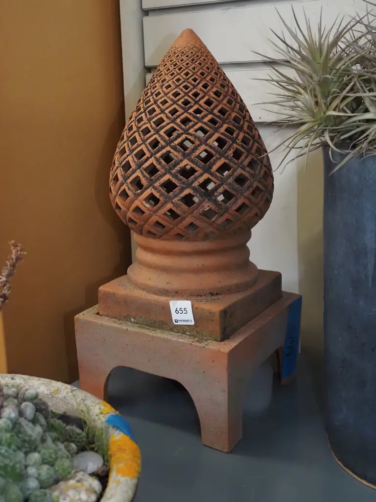 terracotta garden ornament H-410 Image 1++