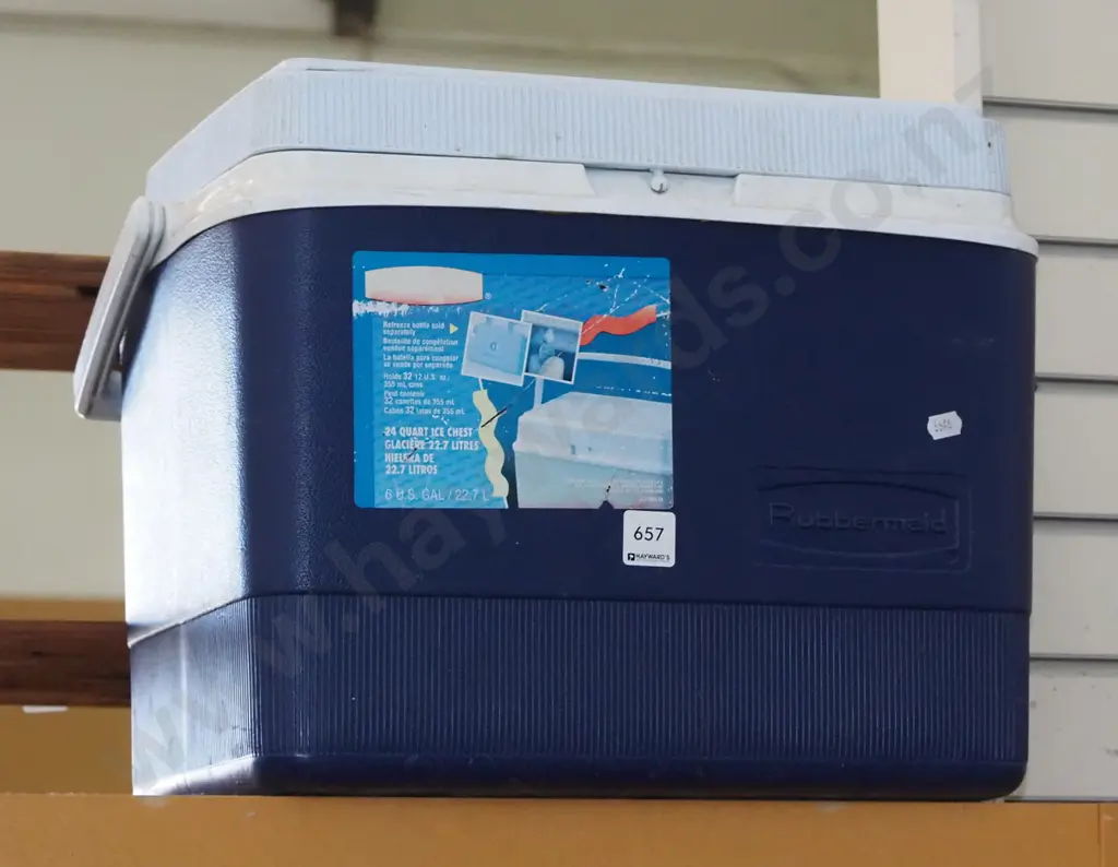 Rubbermaid chilly bin Image 1++