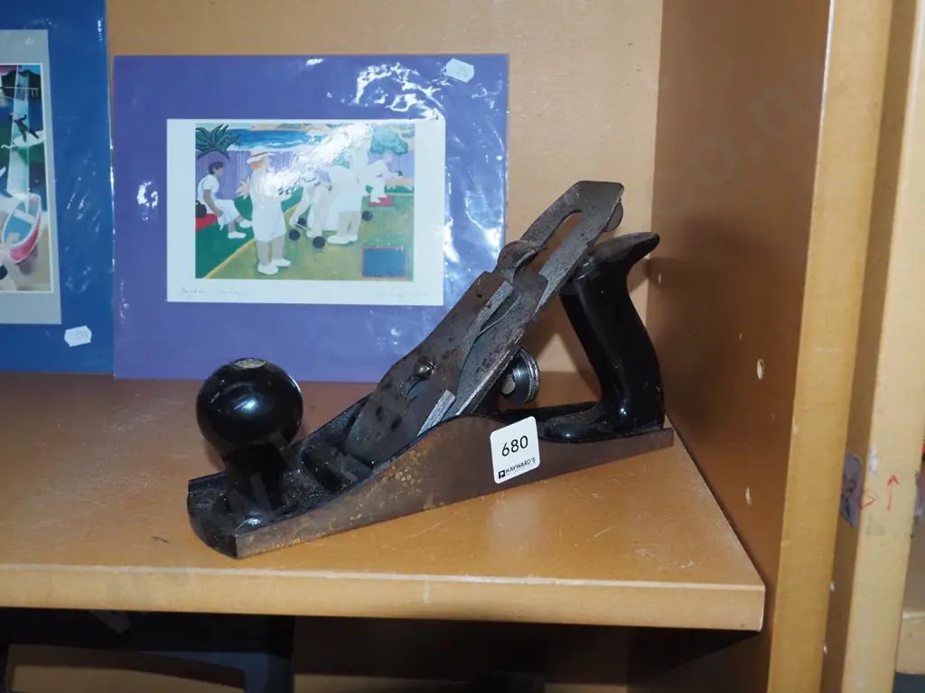 restorer's wooden hand plane Image 1++