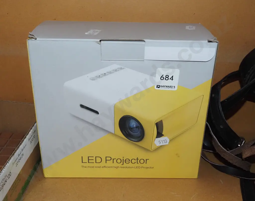 smal LED projector Image 1++