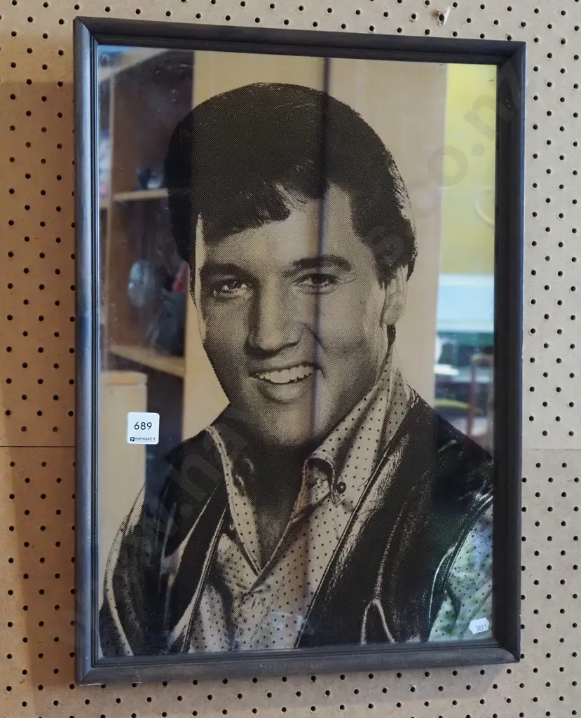 Elvis picture mirror Image 1++