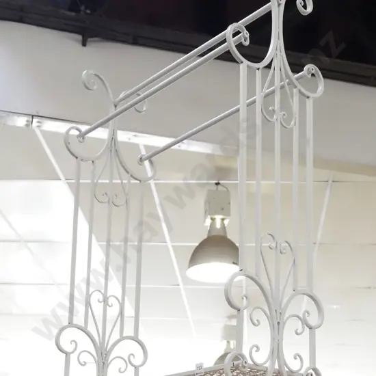 metal towel rail