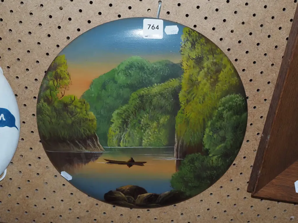 painted convex wooden disc - boat  Image 1++