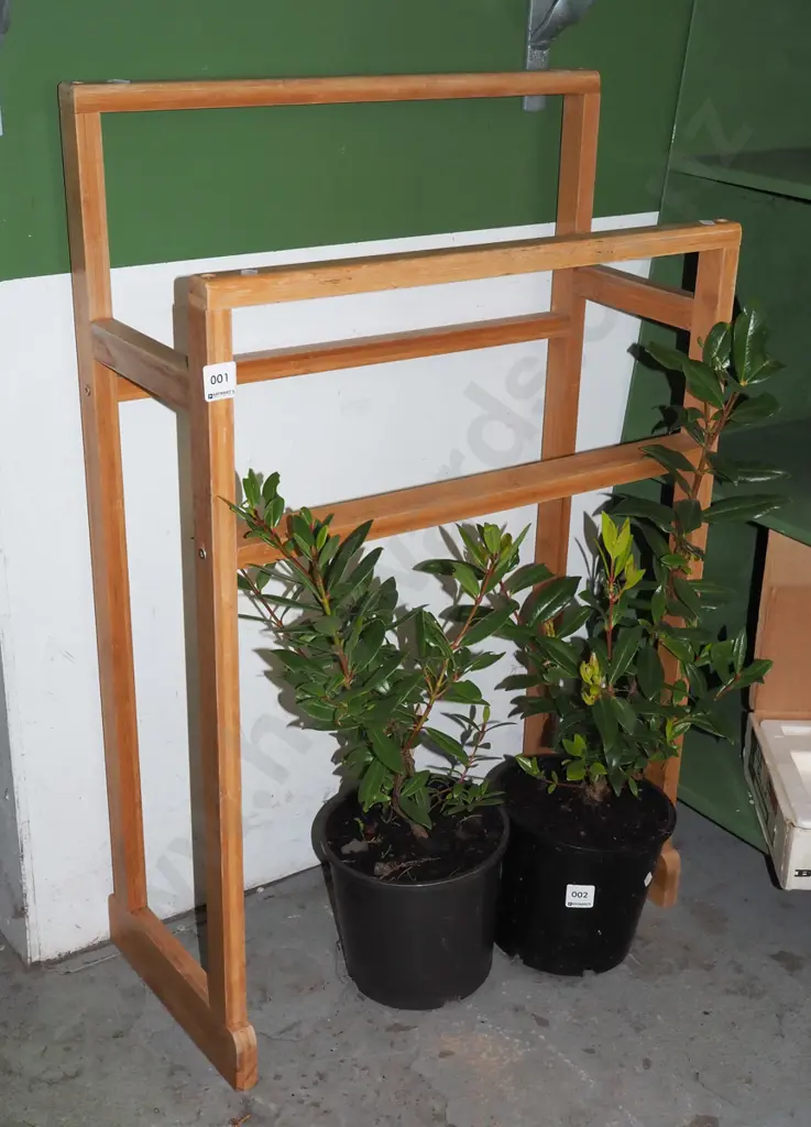 wooden towel rail Image 1++