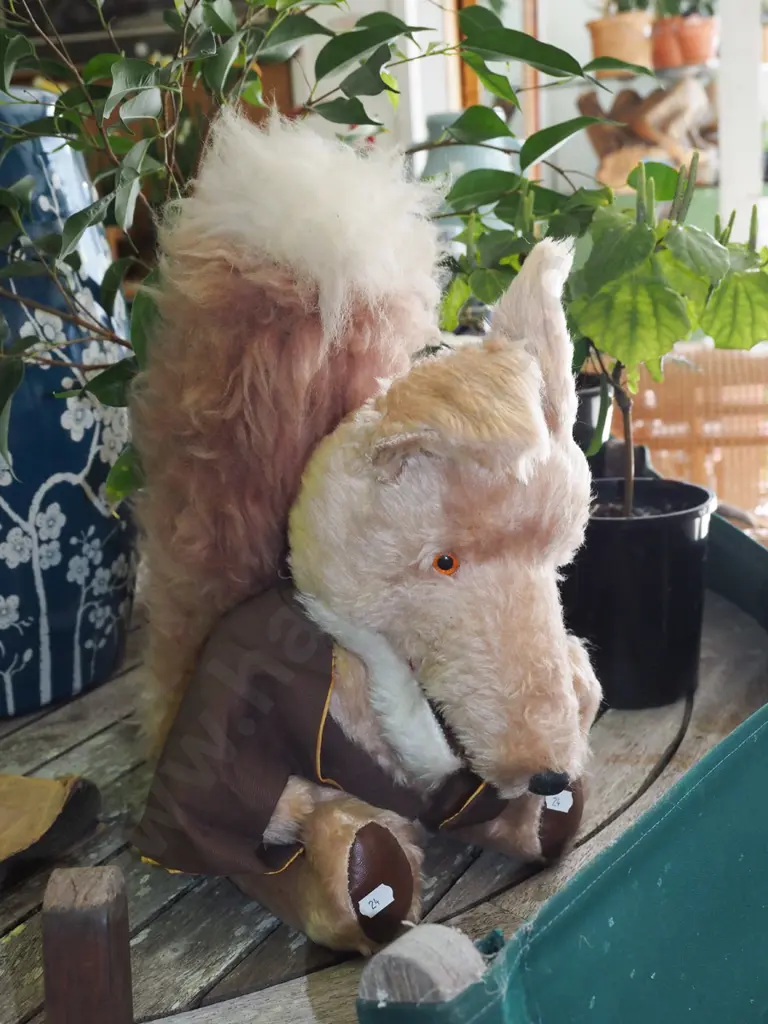 Basil Brush soft toy Image 1++