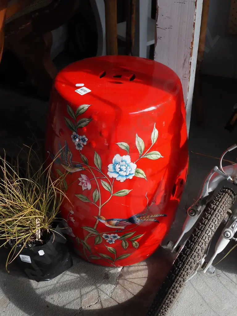 red and floral Chinese garden seat Image 1++