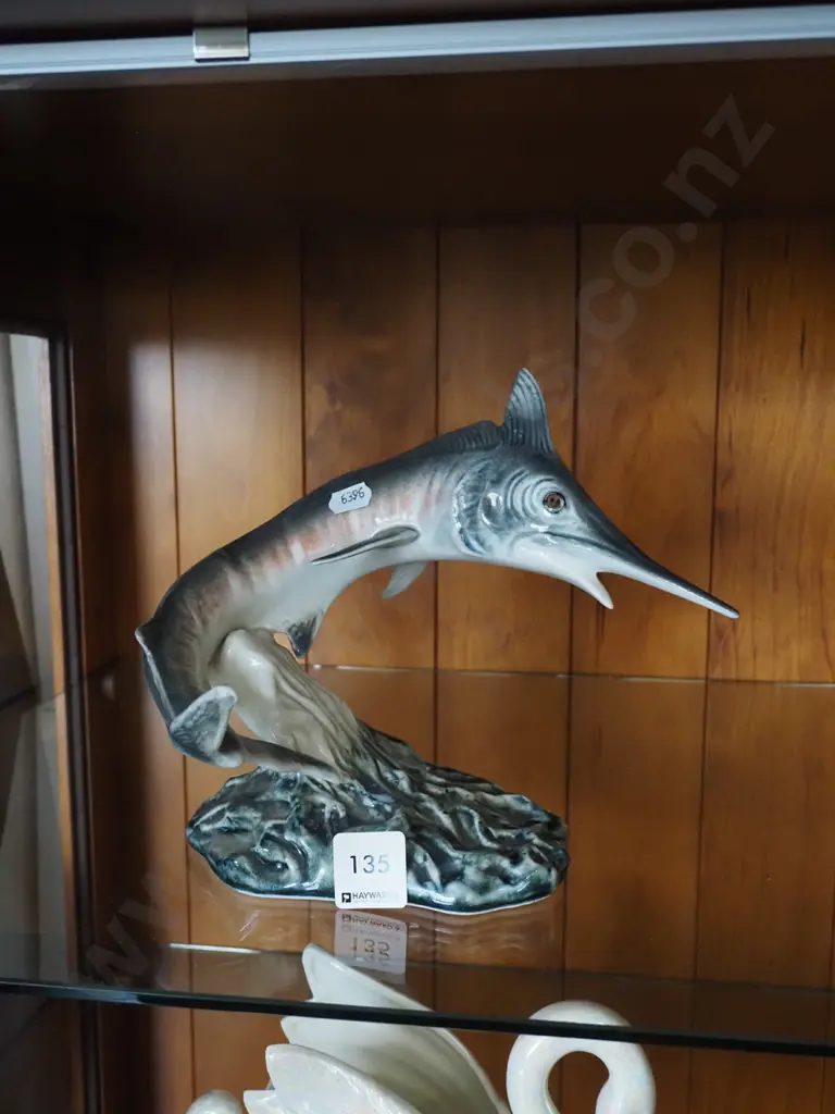 marlin figurines H-180 Image 1++