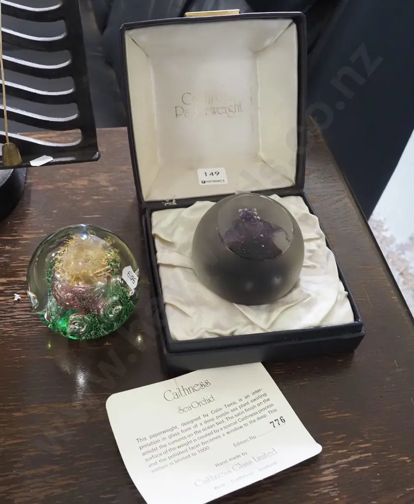 pair of art glass paperweights Image 1++