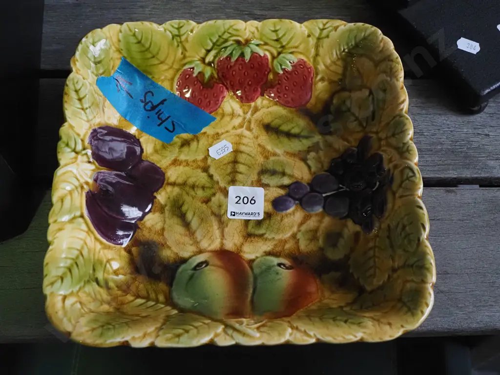 Sarreguemines  fruit dish - crazing Image 1++
