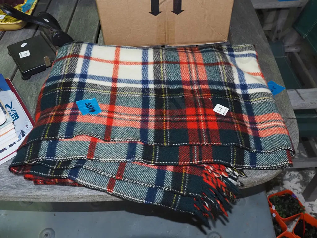 checked woollen travel rug Image 1++