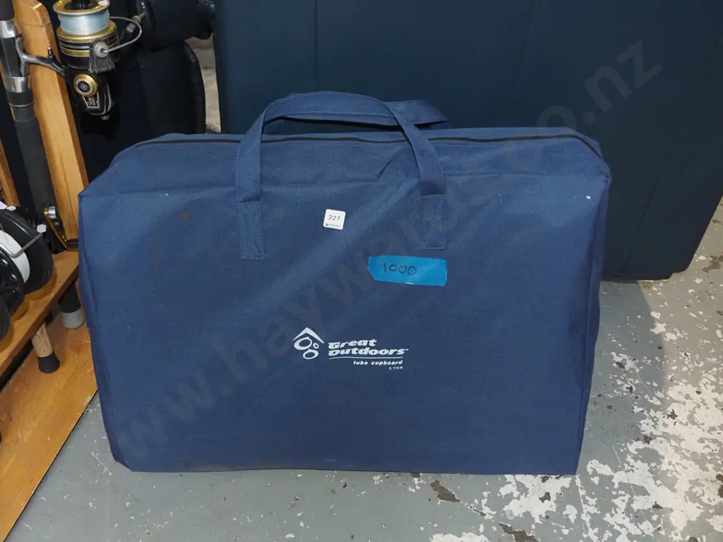 Great Outdoors camping tube cupboard Image 1++