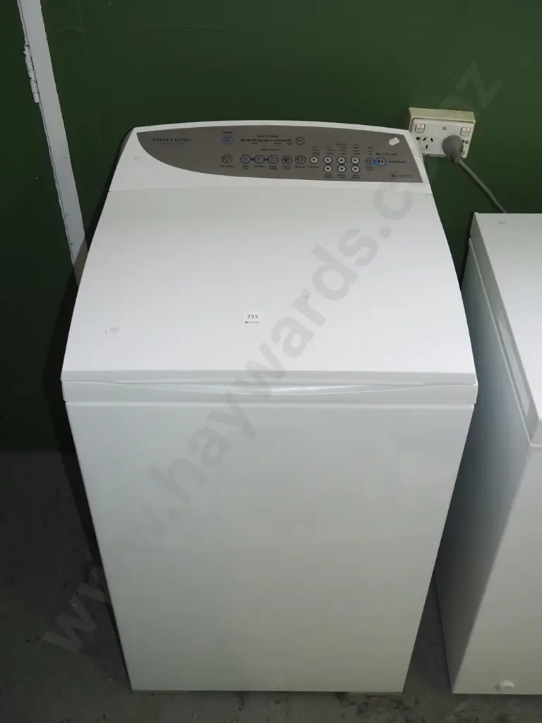 F&P top load washing machine Image 1++