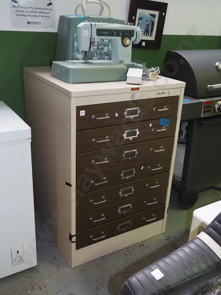 metal 7 drawer filing cabinet Image 1++
