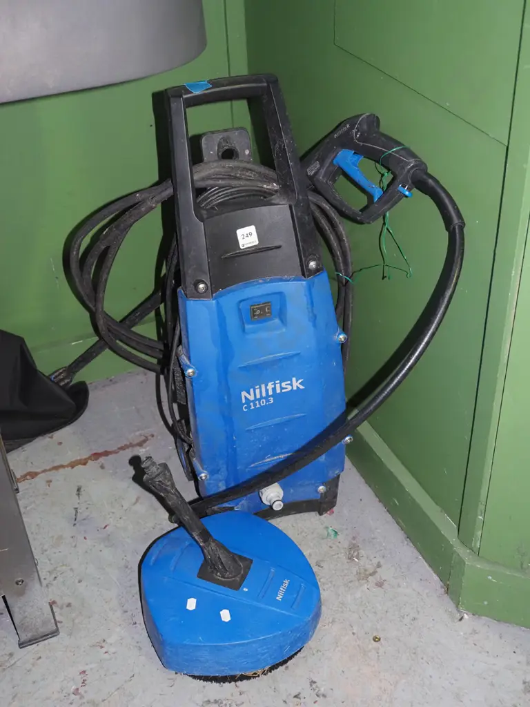 Nilfisk water blaster with deck scrub attachment Image 1++