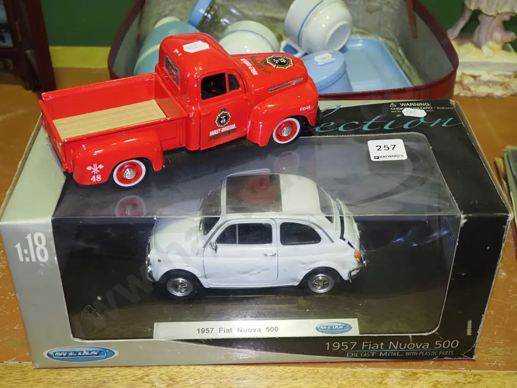 box; diecast model Fiat Nuova, diecast truck model Image 1++