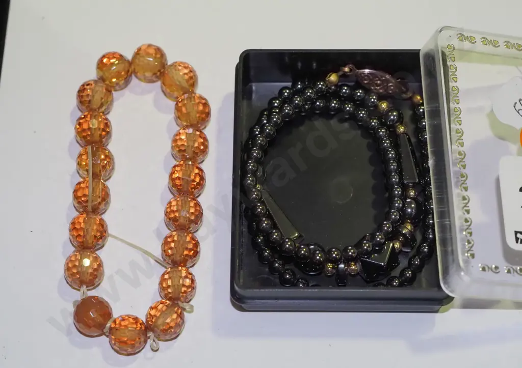 beaded glass bracelet, necklace Image 1++