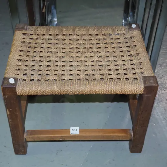 seagrass footstool
