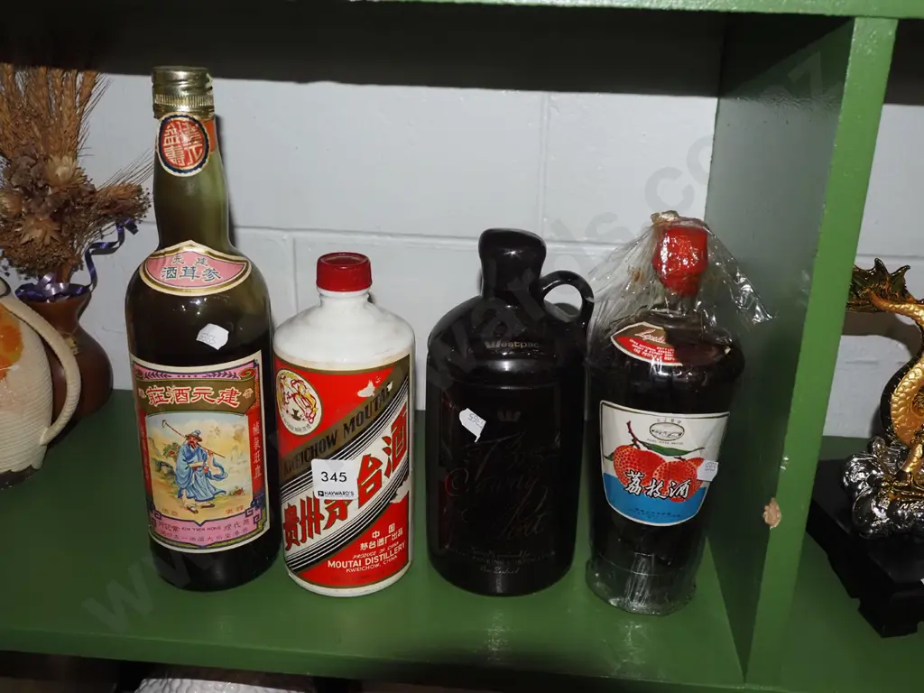 3x bottles of  Chinese spirits Image 1++