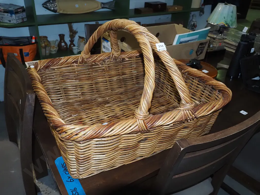 large cane basket W-570 Image 1++