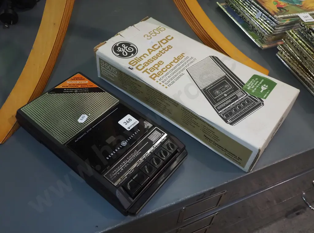 General Electric cassette tape recorder Image 1++