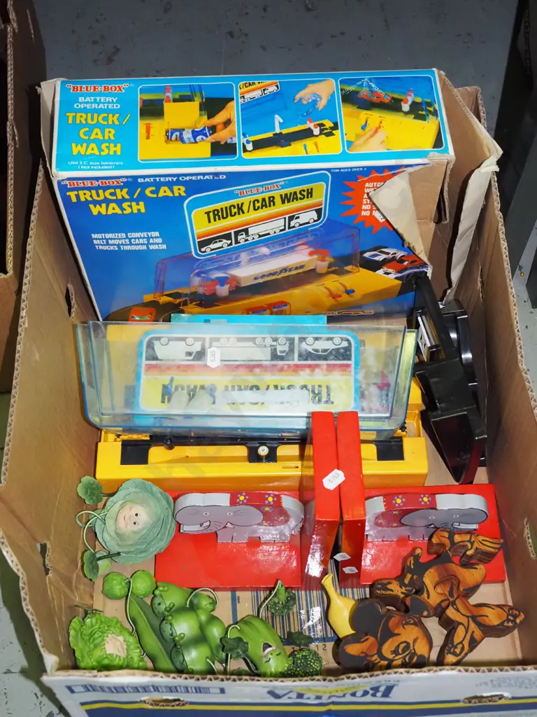 box; toy car wash etc Image 1++